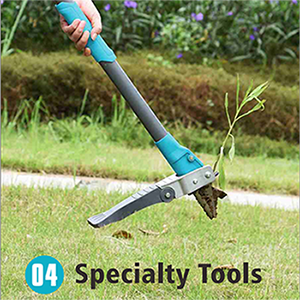 Anwendung des Finger-Unkrautvernichters beim Unkrautjäten